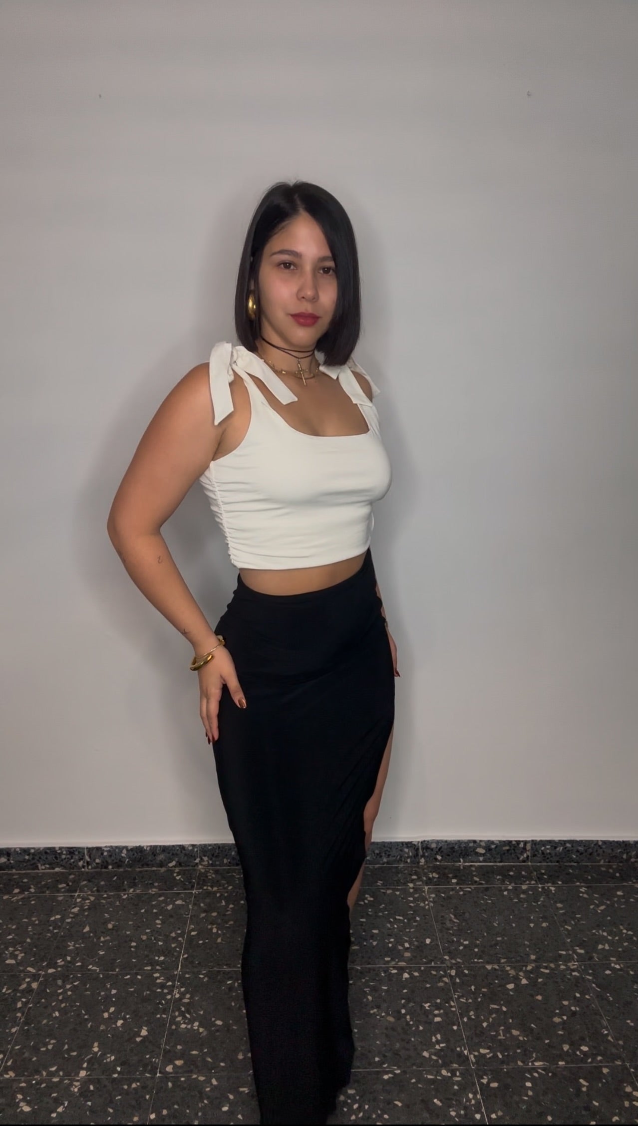 White bow top